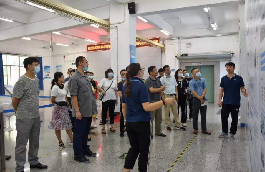 深圳風向標教育資源股份有限公司 深圳風向標教育資源股份有限公司