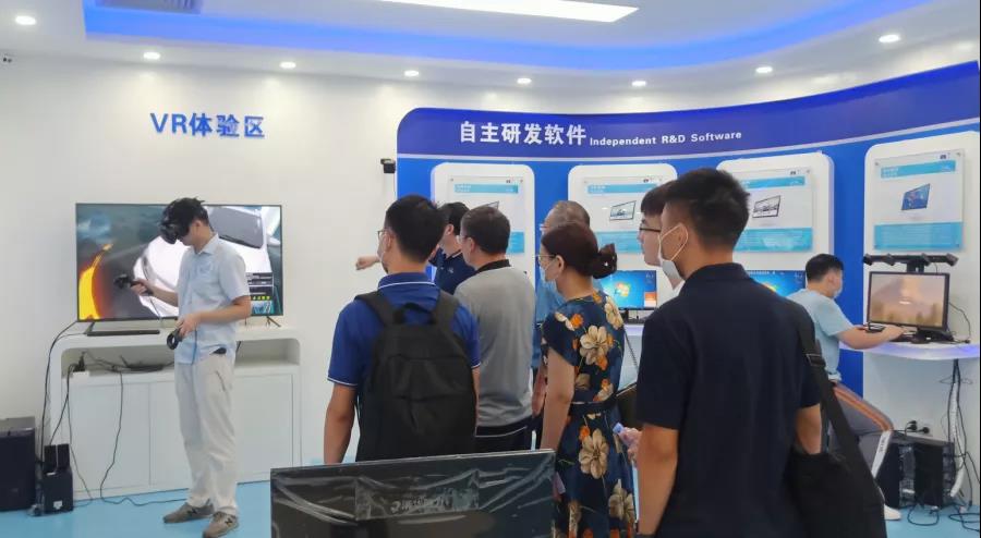 深圳風(fēng)向標(biāo)教育資源股份有限公司 深圳風(fēng)向標(biāo)教育資源股份有限公司