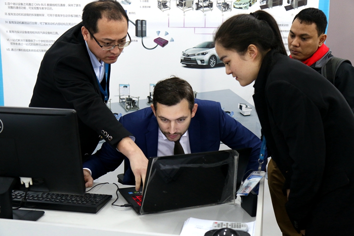 深圳風向標教育資源股份有限公司 深圳風向標教育資源股份有限公司