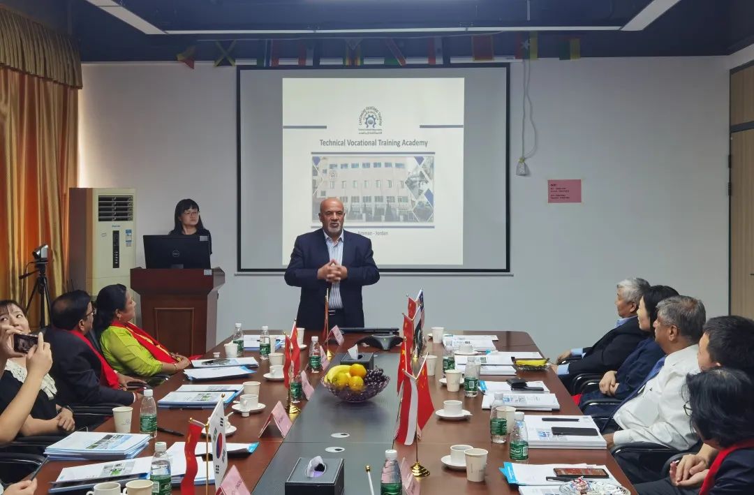 深圳風向標教育資源股份有限公司 深圳風向標教育資源股份有限公司