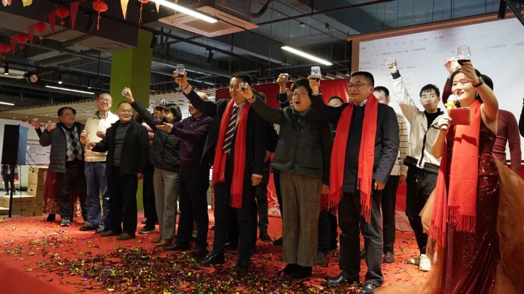 深圳風(fēng)向標(biāo)教育資源股份有限公司 深圳風(fēng)向標(biāo)教育資源股份有限公司