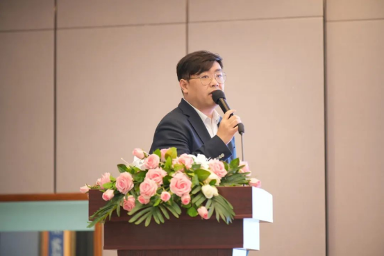 深圳風(fēng)向標(biāo)教育資源股份有限公司